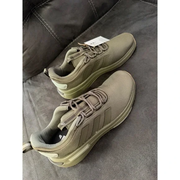 Adidas Racer TR23 Mens Sneakers Olive Green Gum Sole IH2330 Running Shoes